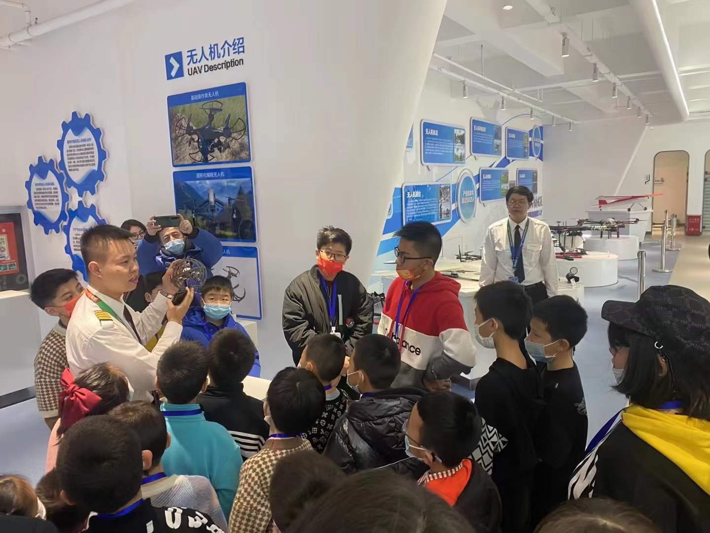 少兒無(wú)人機(jī)培訓(xùn)對(duì)孩子的未來(lái)有哪些影響