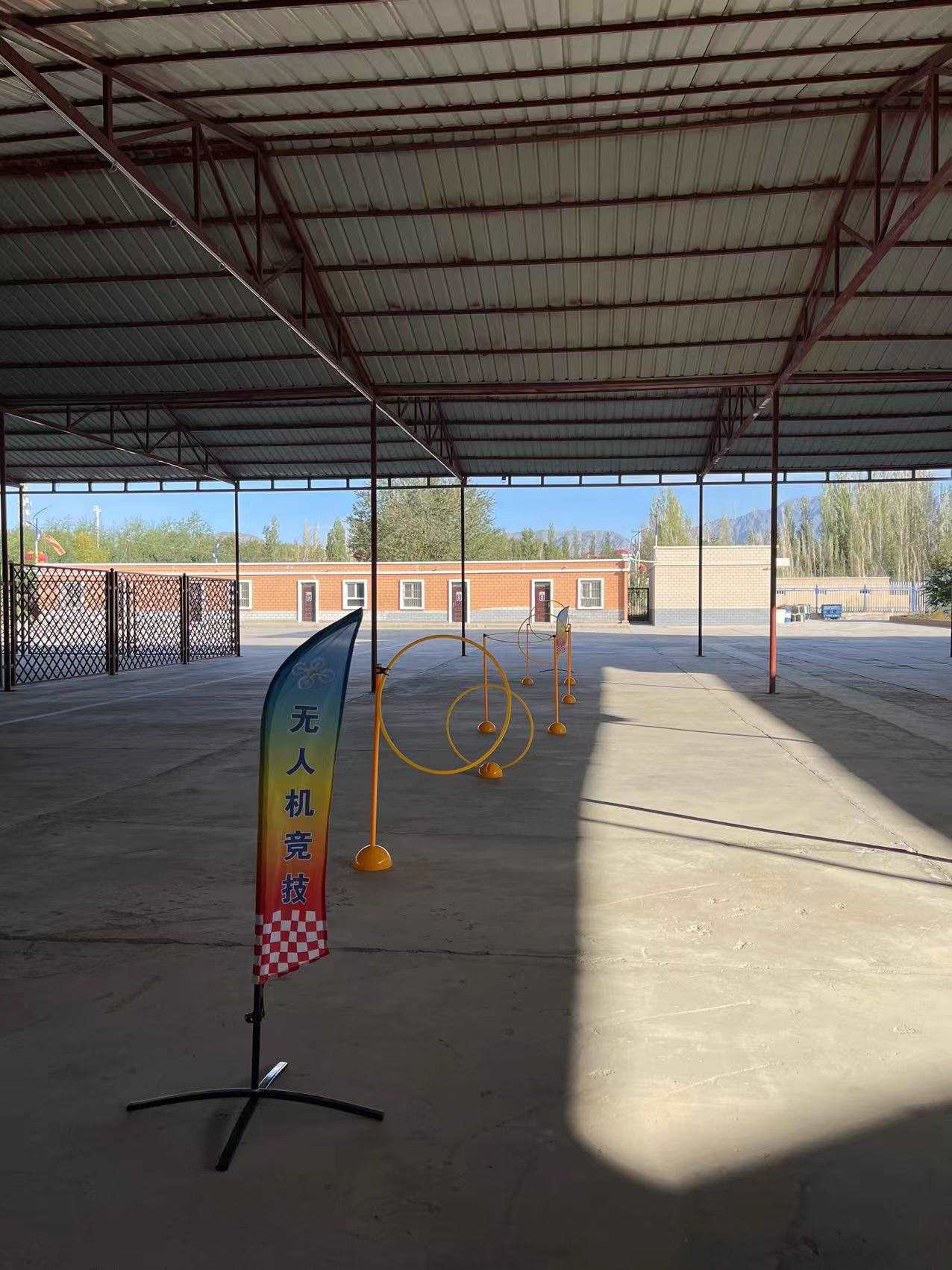 新疆保華潤(rùn)天航空青少年無(wú)人機(jī)培訓(xùn)日常