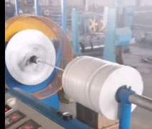 安裝在漢成電纜有限公司 叉絞單層高速繞包機(jī)組CJ630-1+6GR型一套生產(chǎn)現(xiàn)場