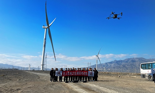 低空經(jīng)濟(jì)蓬勃發(fā)展，無人機(jī)執(zhí)照的含金量還在提高-新疆保華潤天航空