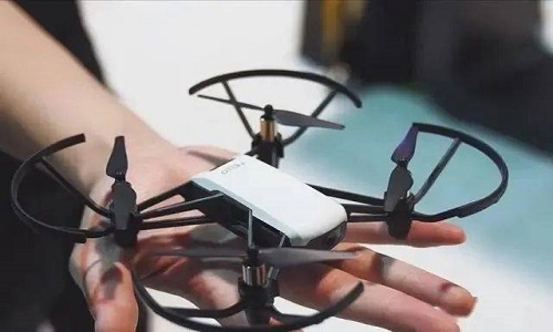 八歲孩子玩的無人機(jī)有哪些？-新疆保華潤天航空