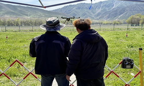 烏魯木齊無人機(jī)飛行夢想起航：保華潤天航空培訓(xùn)基地