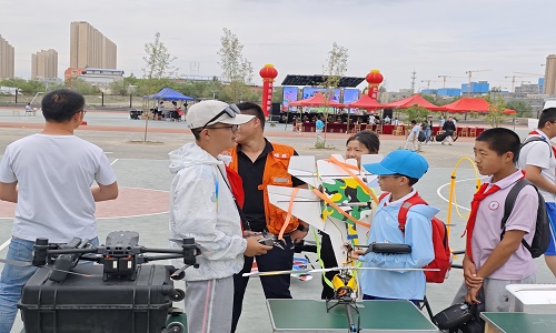 【新疆青少年無人機(jī)培訓(xùn)】多旋翼無人機(jī)操作技巧，保華潤天航空專業(yè)指導(dǎo)