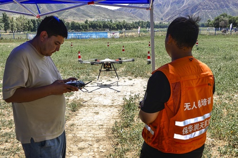 [新疆無人機(jī)培訓(xùn)]無人機(jī)駕駛證有什么作用和用途？有必要考嗎？——保華潤天航空