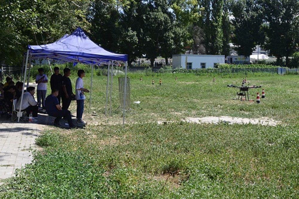 [新疆青少年無人機培訓]法律與責任：如何有效遏制無人機“黑飛”行為？-保華潤天航空