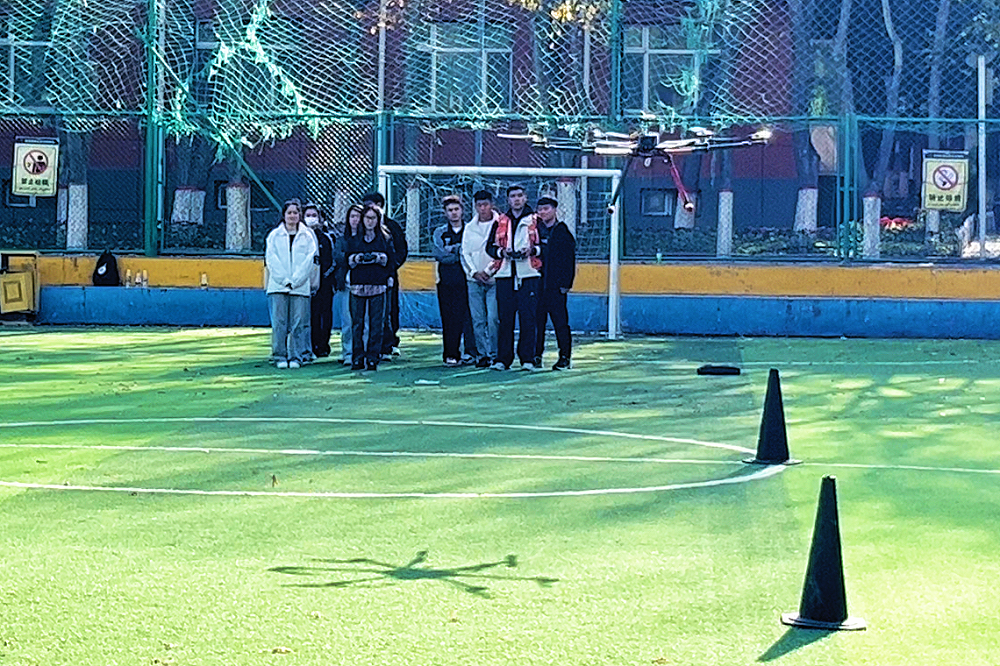 【新疆無人機(jī)培訓(xùn)】保華潤天航空引領(lǐng)你觸摸未來