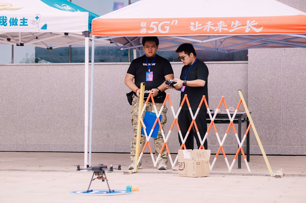 新疆哪里可以考無人機駕駛證？來新疆無人機03考點(保華潤天航空)！