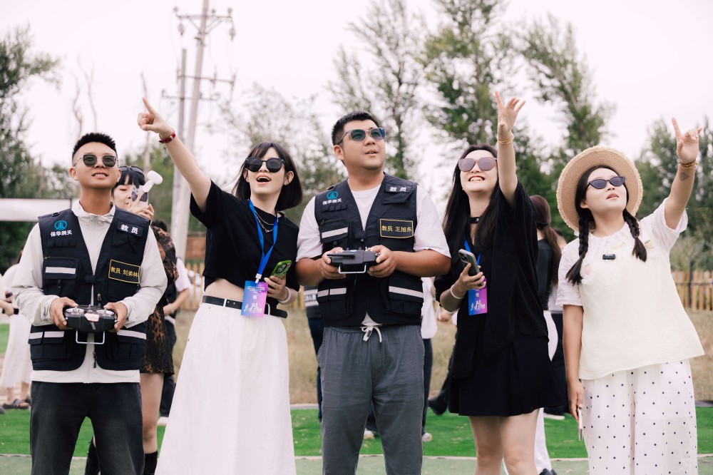 新疆無人機(jī)培訓(xùn)公司大盤點(diǎn)與保華潤(rùn)天的卓越優(yōu)勢(shì)