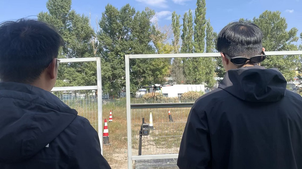 新疆保華潤天無人機(jī)培訓(xùn)：加入我們，一起飛向無人機(jī)的奇妙世界!