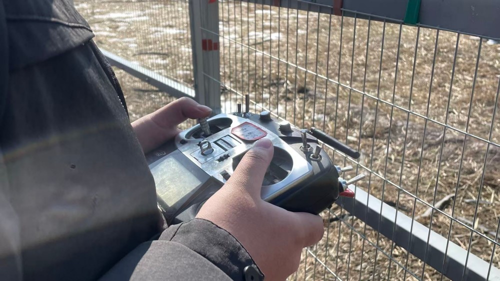 想在新疆當(dāng)個 “天空博主”？從保華潤天航空無人機培訓(xùn)出發(fā)