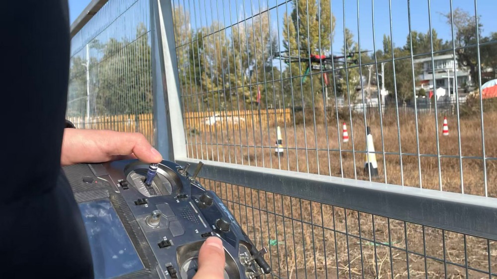 新疆無人機培訓(xùn)新紀(jì)元：保華潤天03考點智慧教學(xué)體驗