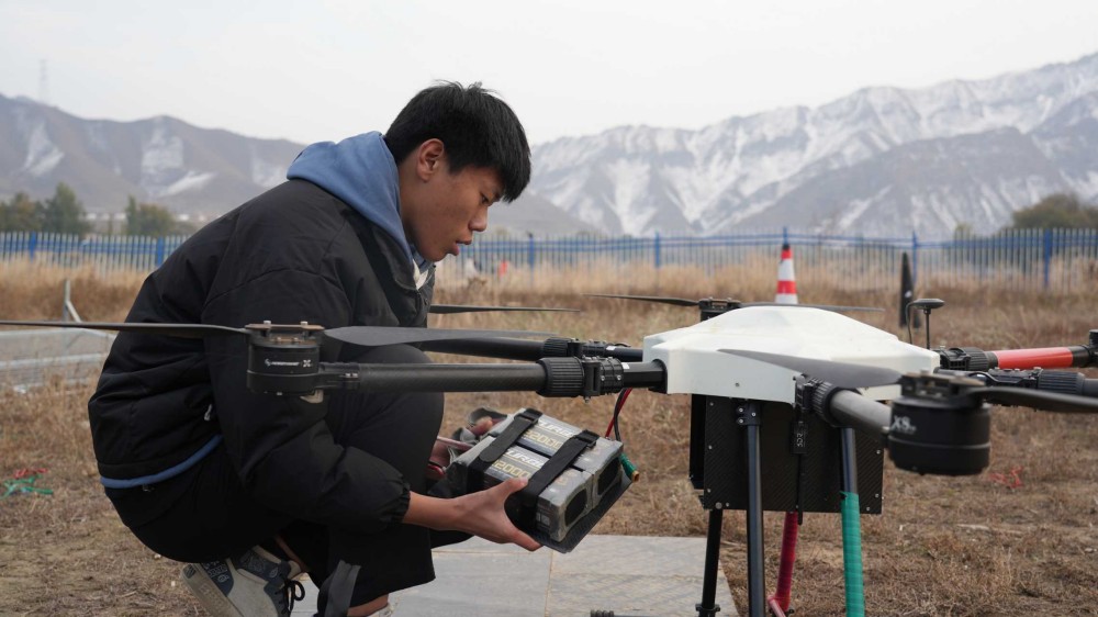 保華潤天航空，新疆無人機飛手的“黃埔軍校”！