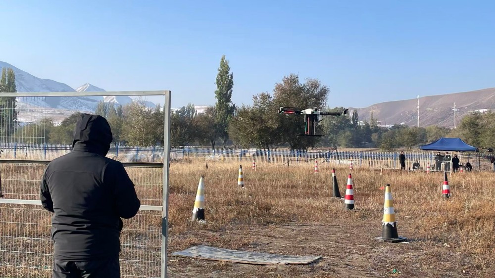 保華潤(rùn)天新疆CAAC無人機(jī)培訓(xùn)，未通過可免費(fèi)再學(xué)！